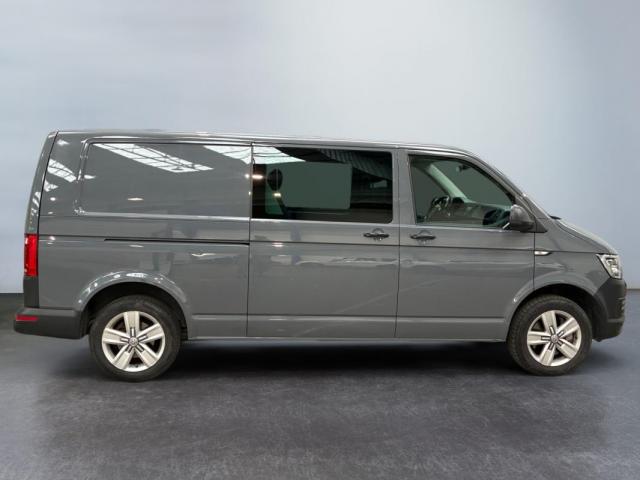 Volkswagen Transporter image 1