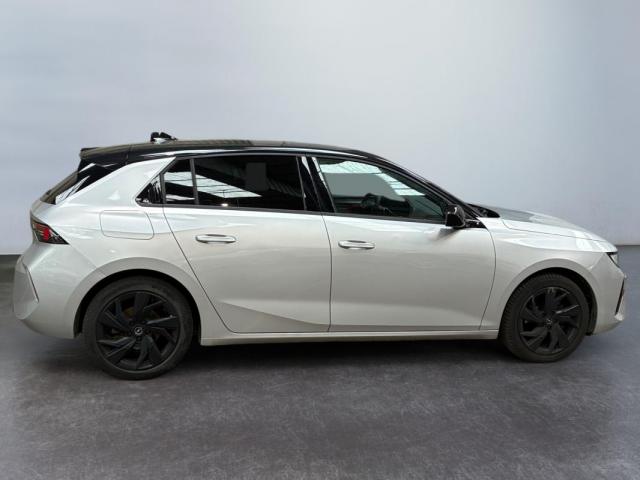 Opel Astra image 8