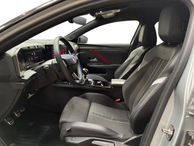 Opel Astra image 2