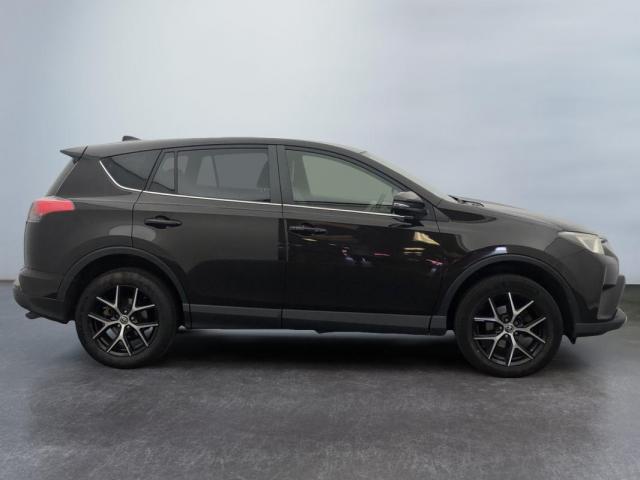 Toyota Rav4 image 3