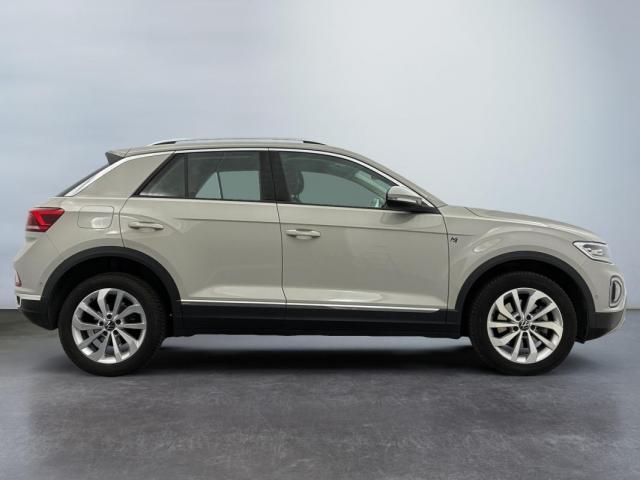 Volkswagen T-Roc image 2