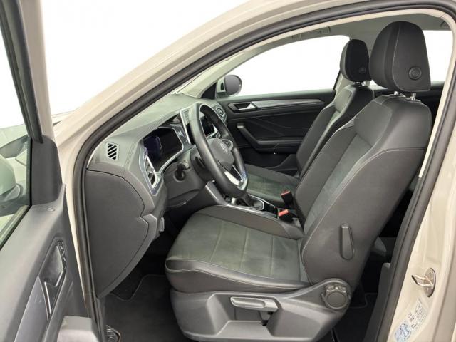 Volkswagen T-Roc image 3