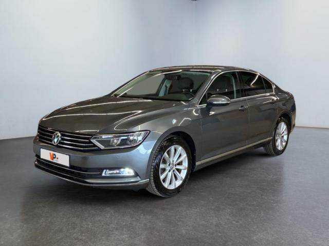 Volkswagen Passat 1.6 Tdi 120 Bmt Dsg7 Carat