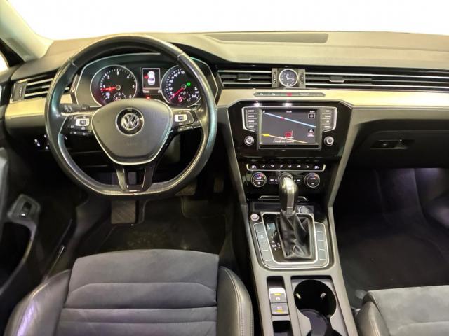 Volkswagen Passat image 2