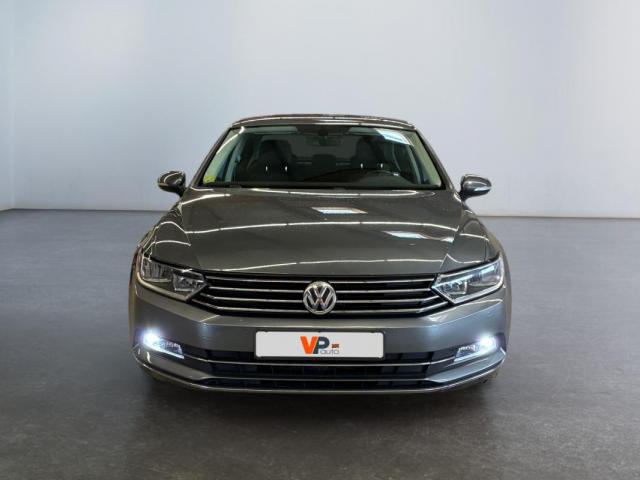 Volkswagen Passat image 5
