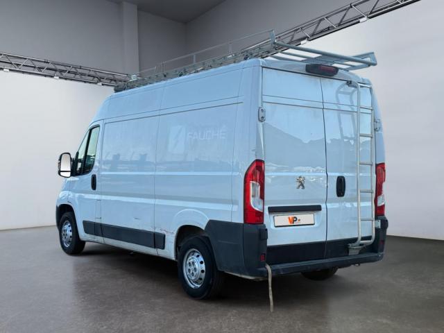 Peugeot Boxer image 1
