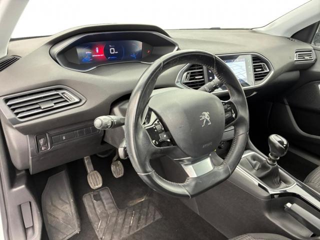 Peugeot 308 image 3