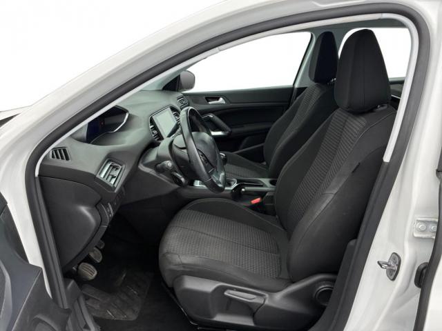 Peugeot 308 image 7