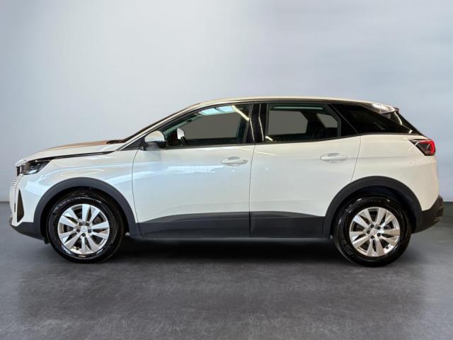 Peugeot 3008 image 2