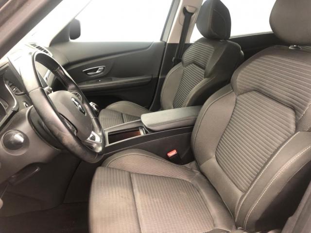Renault Grand Scénic image 1