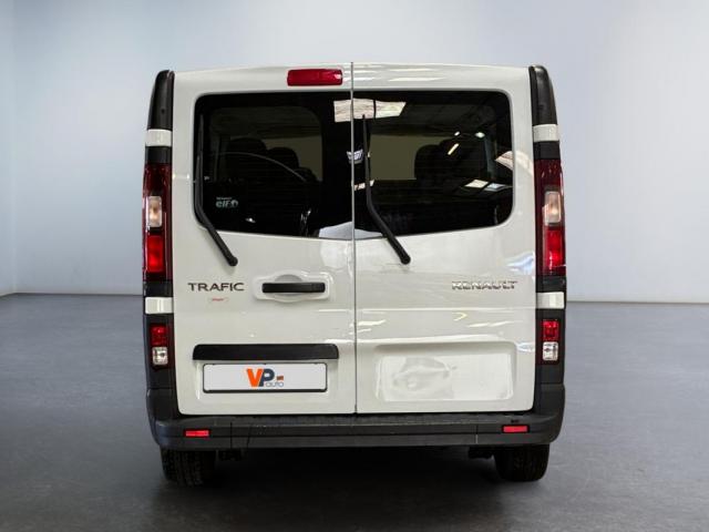 Renault Trafic image 2