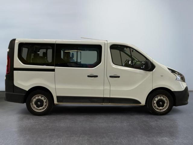 Renault Trafic image 8