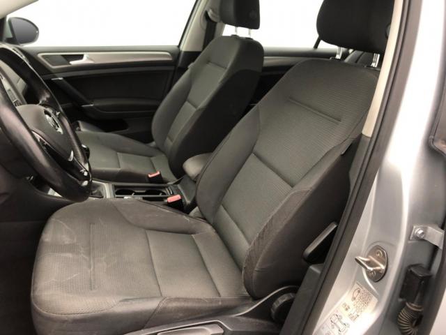 Volkswagen Golf Sw image 9