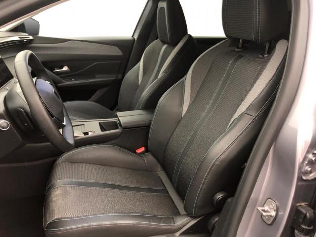Peugeot 308 image 2