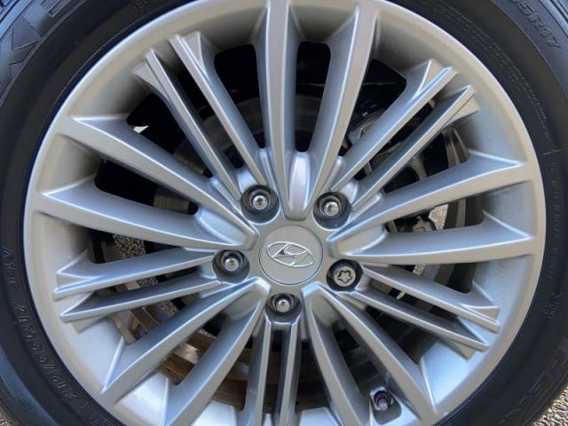 Hyundai Kona image 2