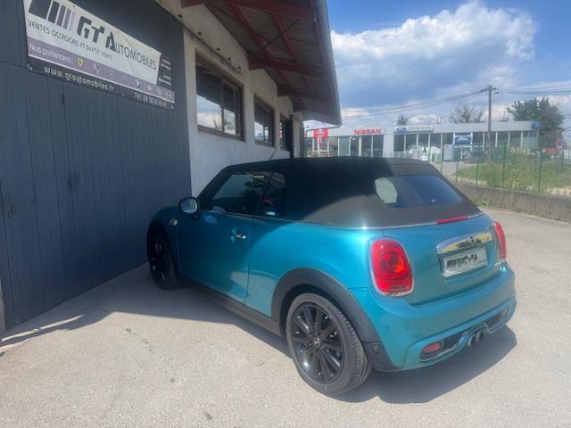 Mini Cabrio image 2