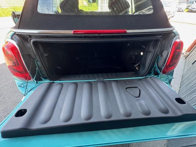Mini Cabrio image 6