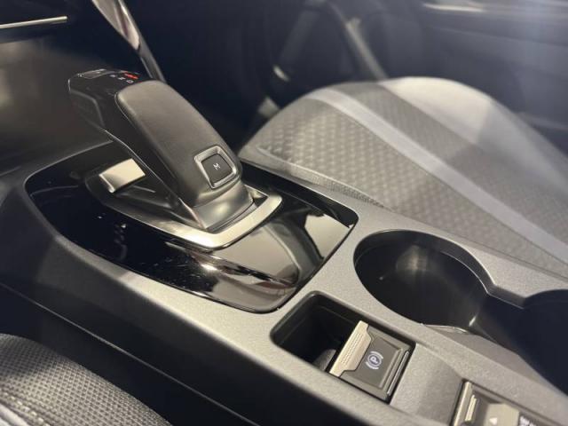 Peugeot 2008 image 7