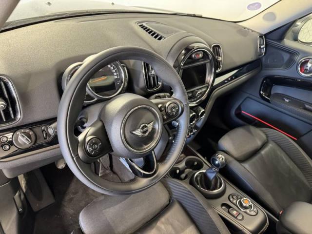 Mini Mini image 9