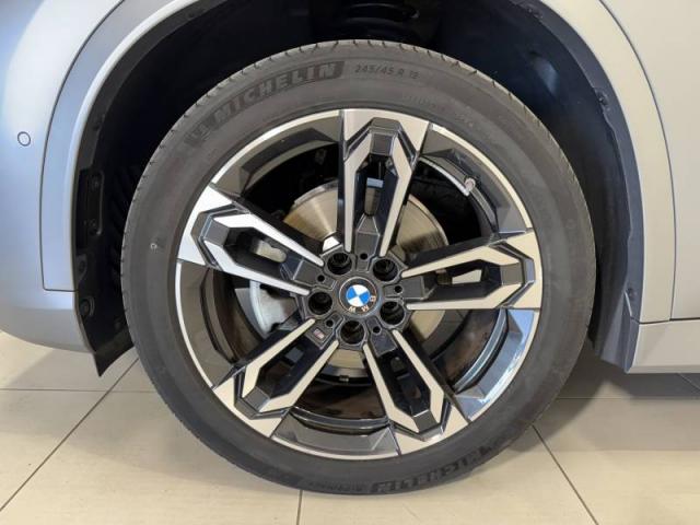 Bmw X1 image 2
