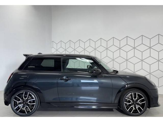 Mini Cooper image 6