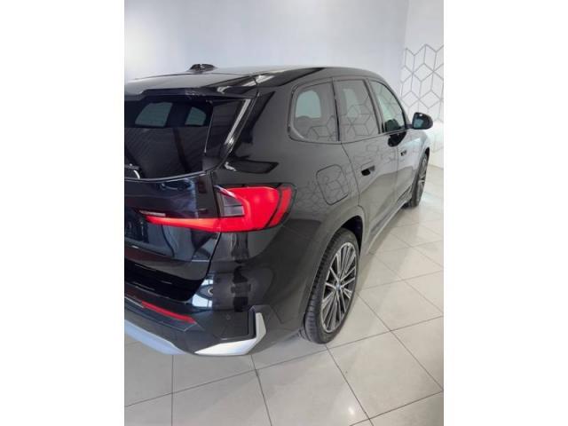 Bmw X1 image 1