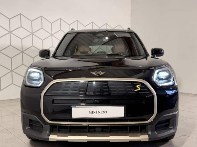 Mini Countryman image 8