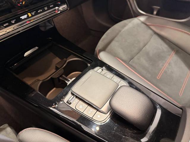 Mercedes Benz Cla image 4