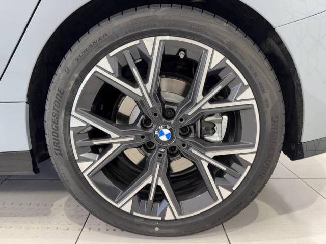 Bmw Série 1 image 6
