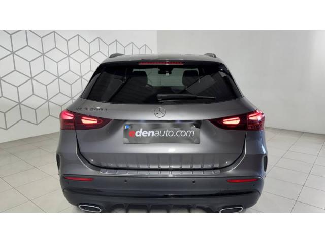 Mercedes Benz Gla image 1
