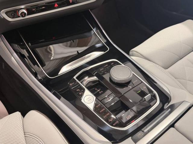 Bmw X5 image 2