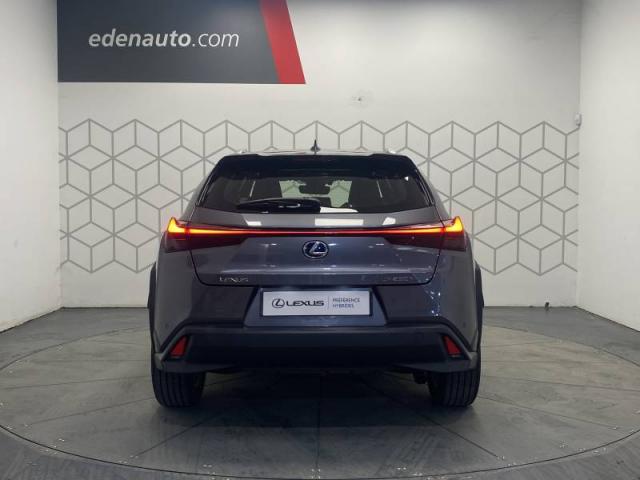 Lexus Ux image 5