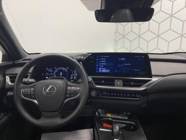 Lexus Ux image 8