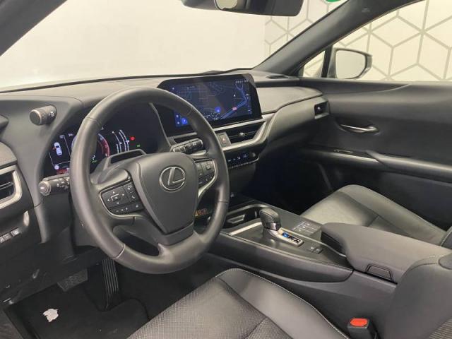Lexus Ux image 6