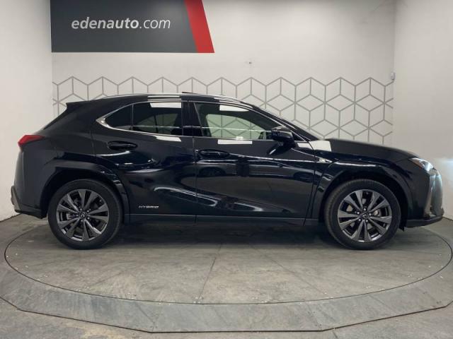 Lexus Ux image 6