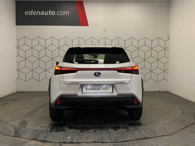 Lexus Ux image 8