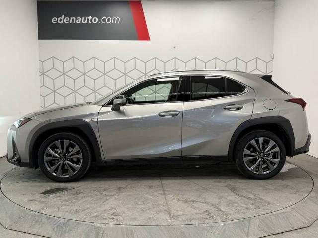 Lexus Ux image 8