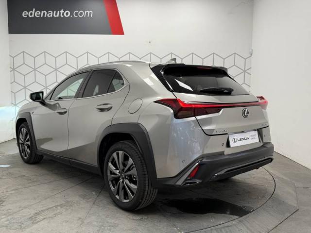 Lexus Ux image 6