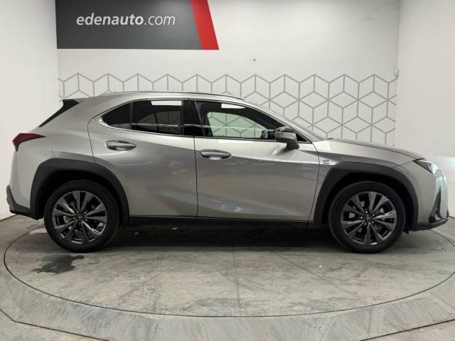 Lexus Ux image 1