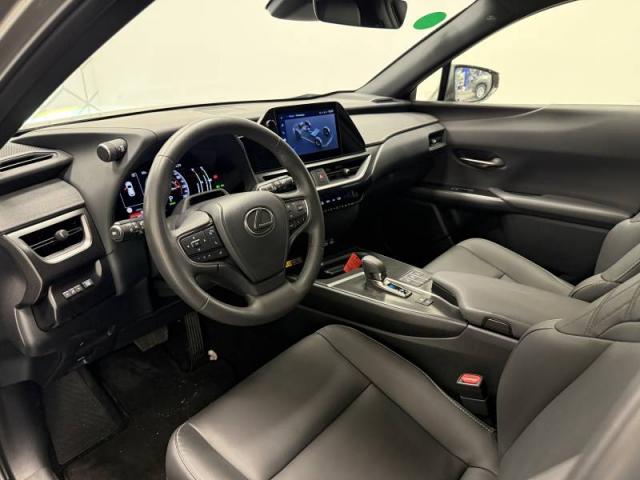 Lexus Ux image 7