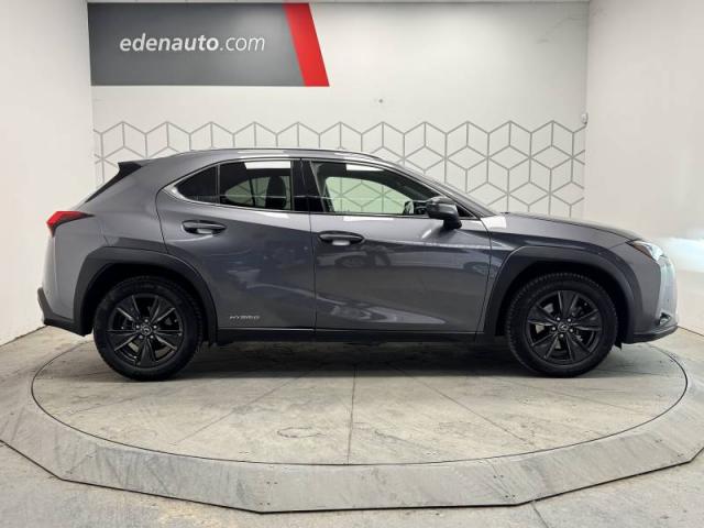 Lexus Ux image 6