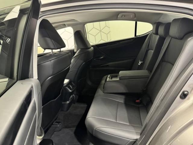 Lexus Es image 4