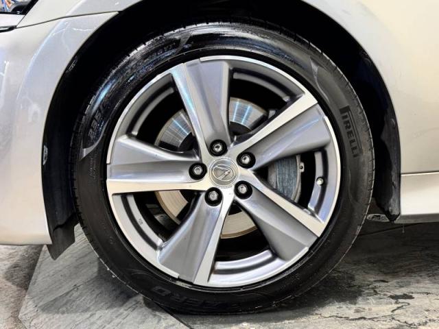 Lexus Gs image 8
