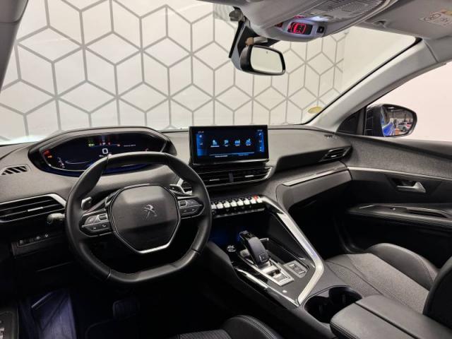 Peugeot 3008 image 2