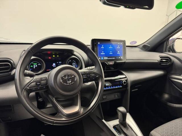 Toyota Yaris image 2