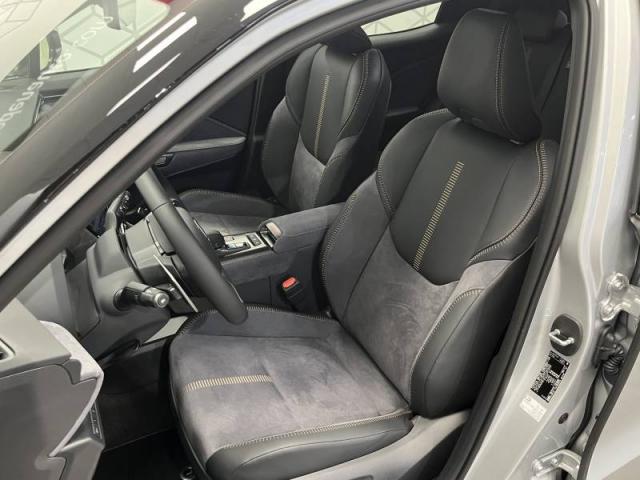 Lexus Lbx image 7
