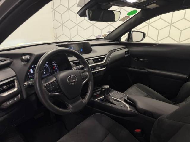 Lexus Ux image 5