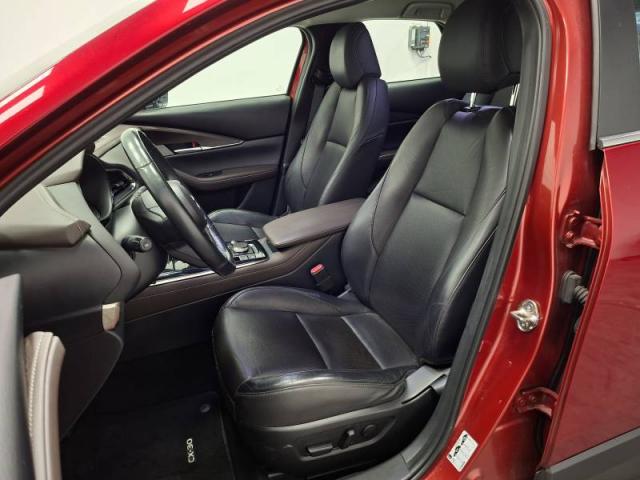 Mazda Cx-30 image 9