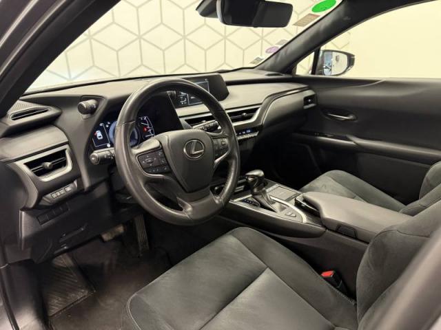 Lexus Ux image 2