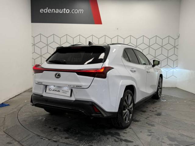 Lexus Ux image 3